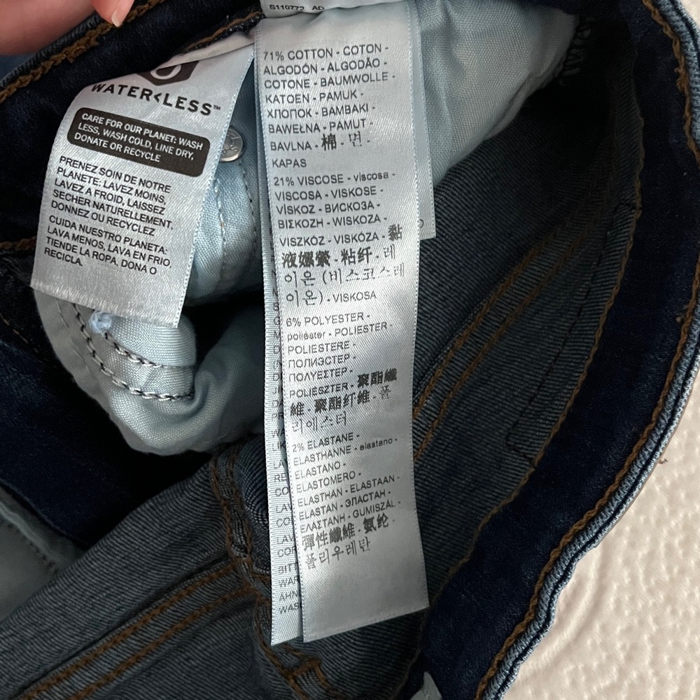 Levi’s 726 Flared Jeans - Picture 9 of 9